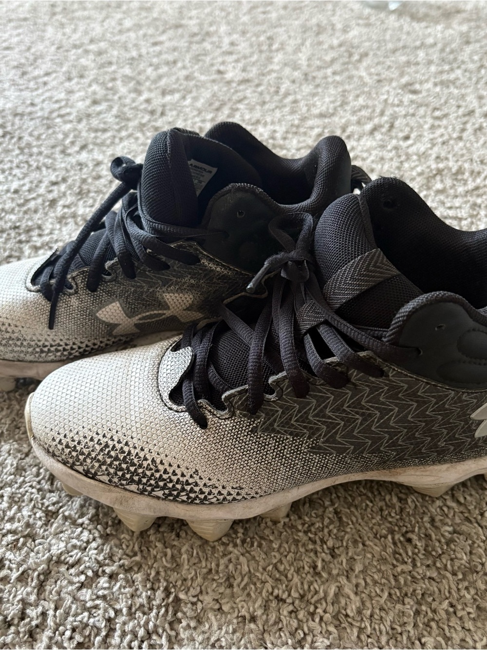 Under Armour Kids Black and White Gradient Soccer Cleats